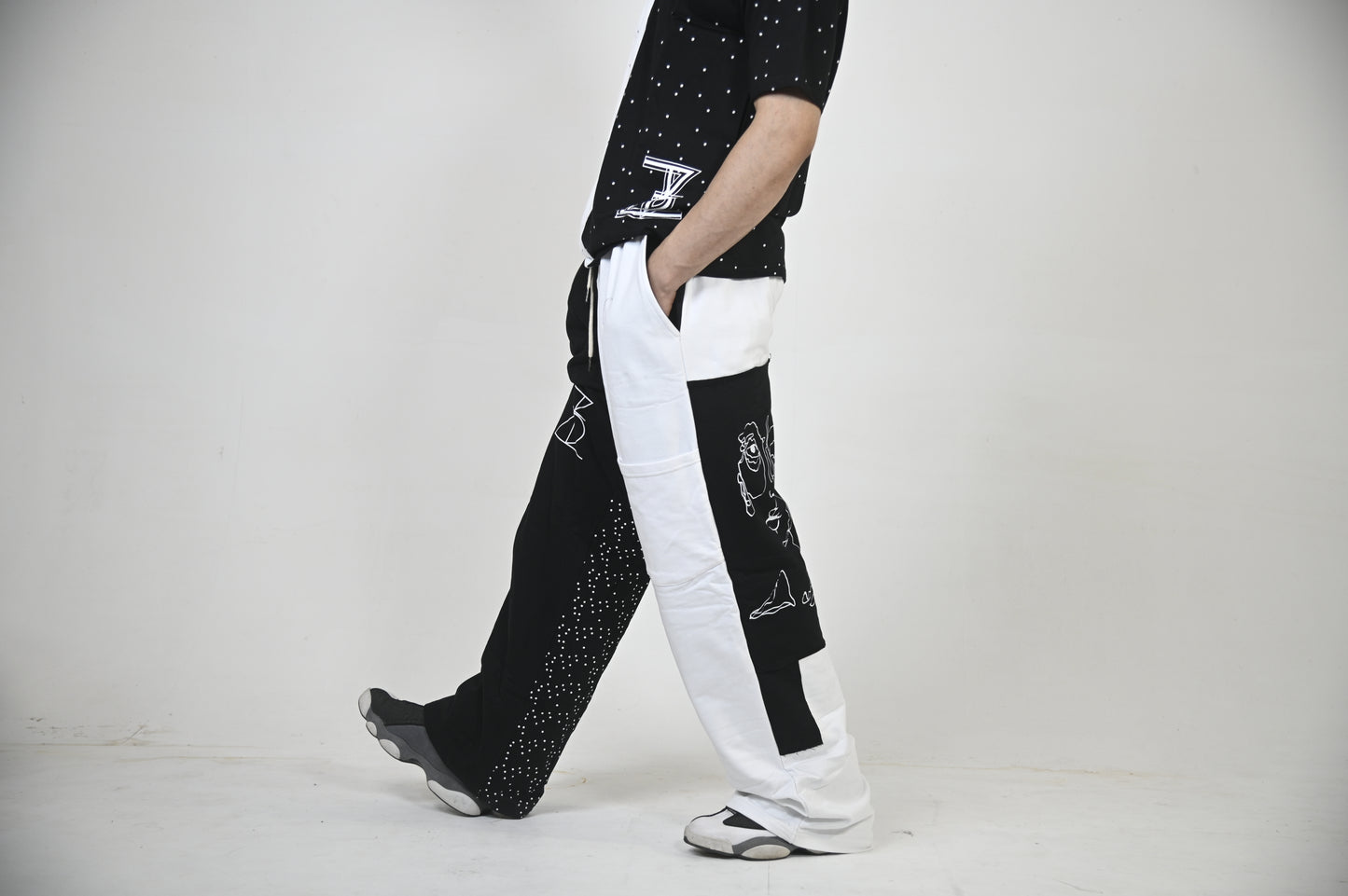Faceless Sweatpants