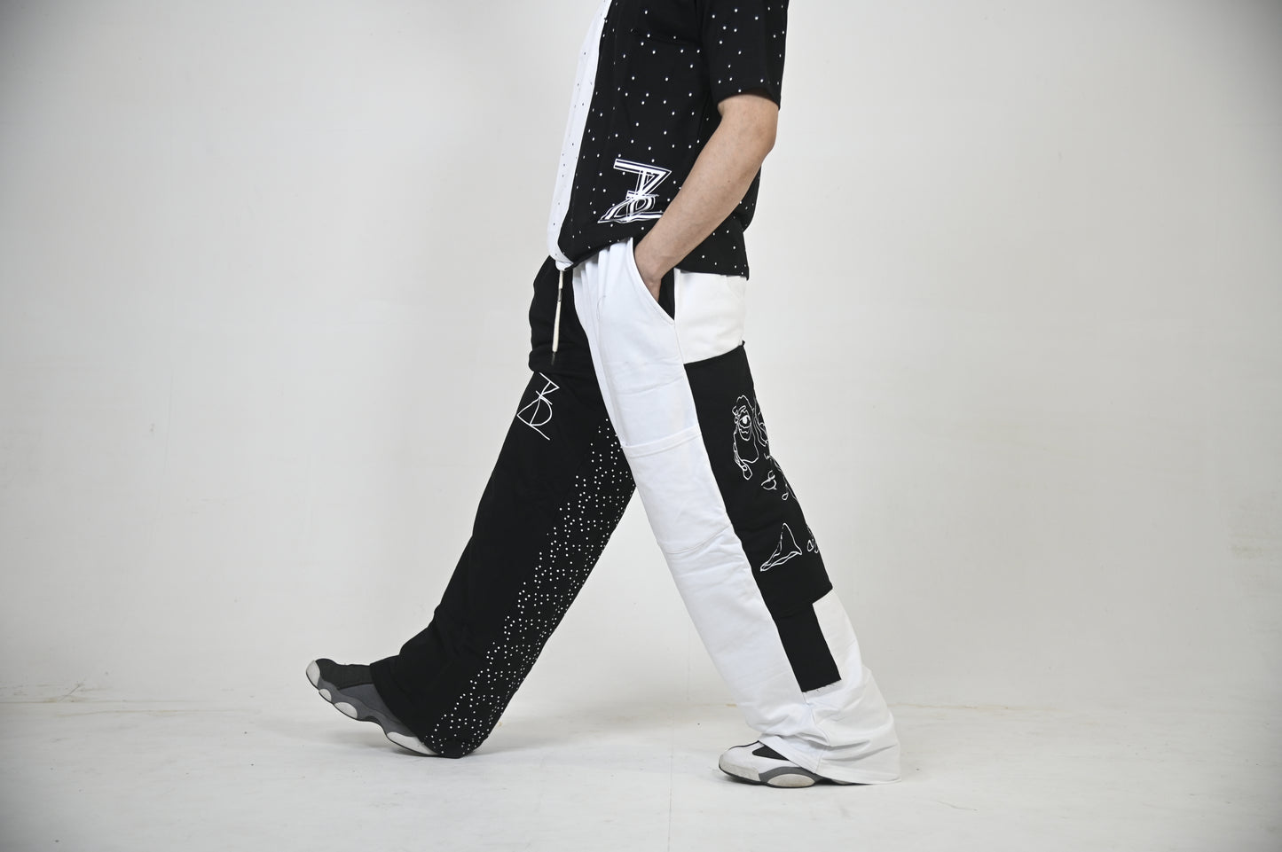 Faceless Sweatpants