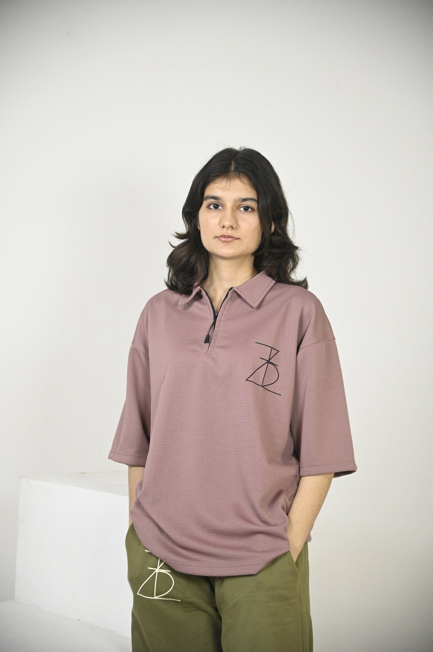 Solid old money polo in Onion