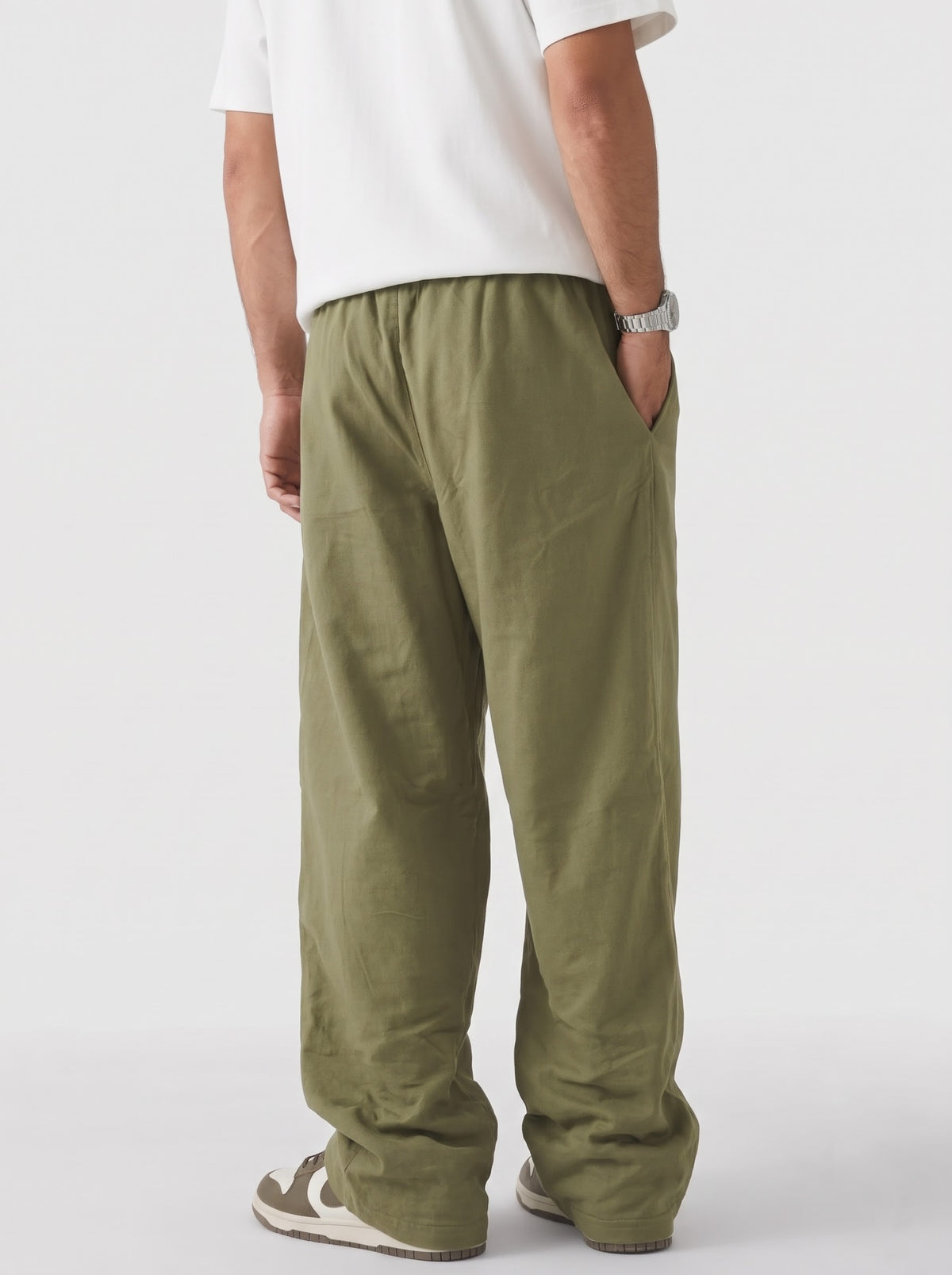 Solid sweatpants in Forest Green