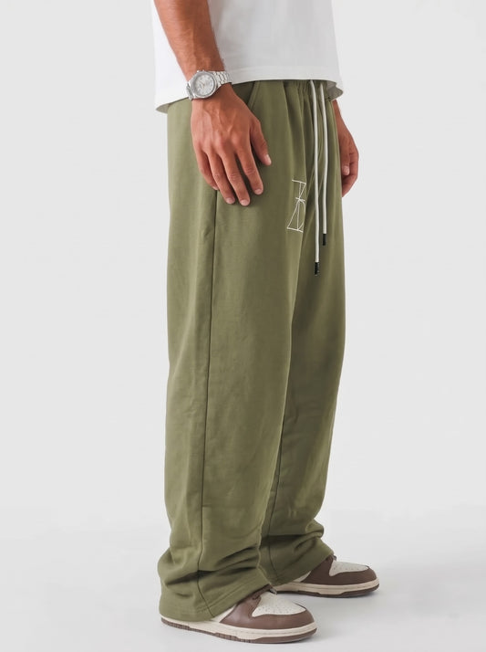 Solid sweatpants in Forest Green
