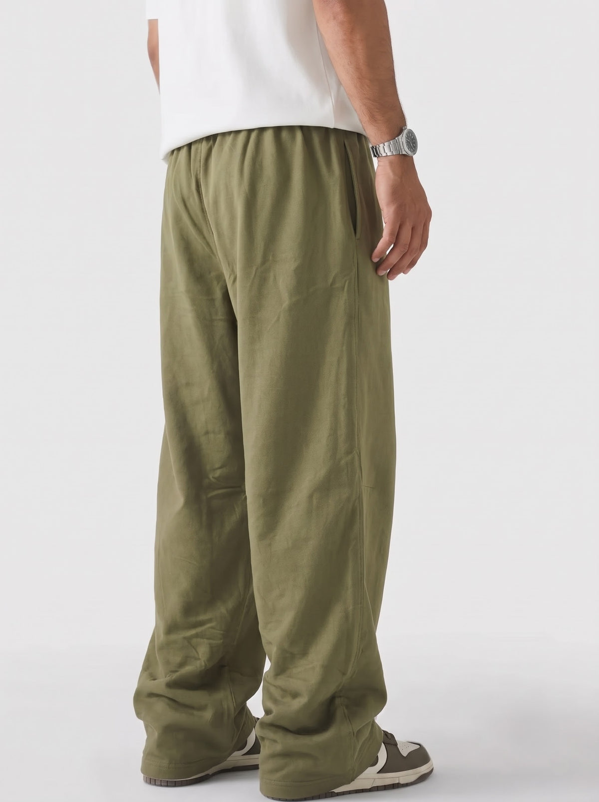 Solid sweatpants in Forest Green