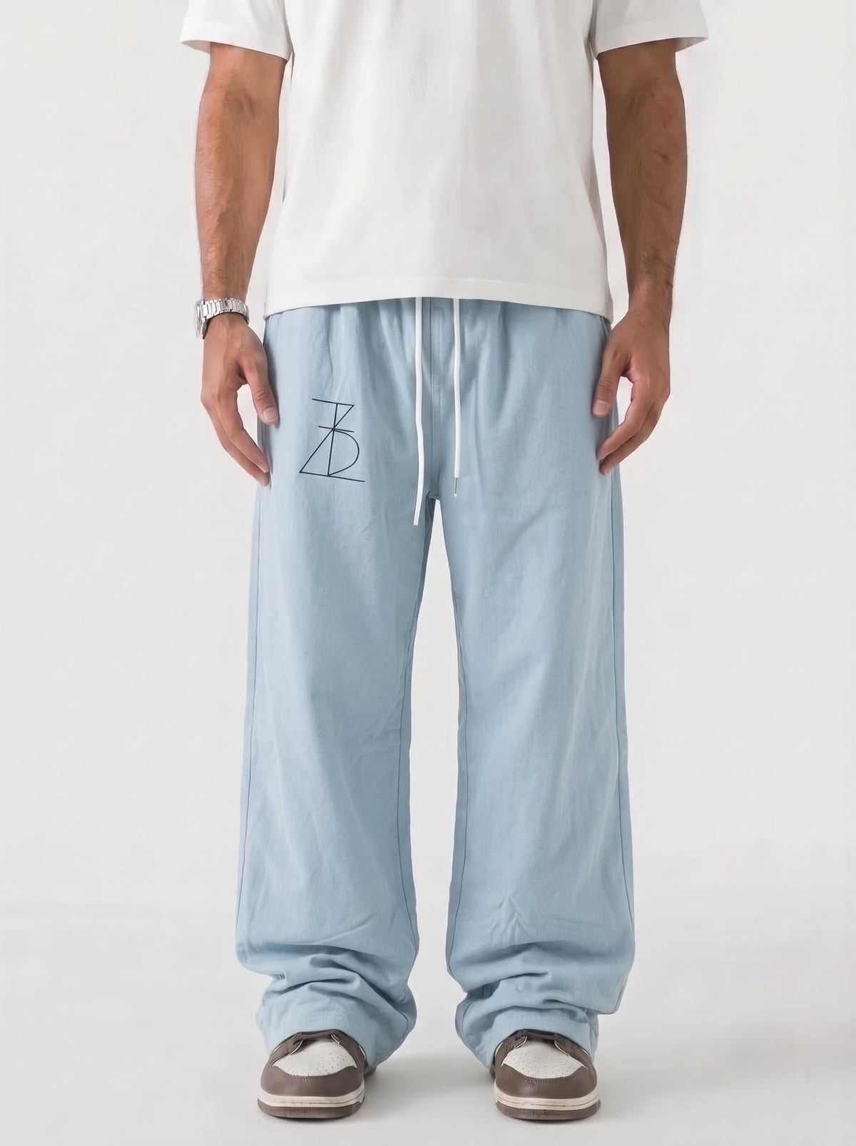 Solid sweatpants in Surf Blue